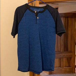 GUC Men’s Two Button Henley Tee